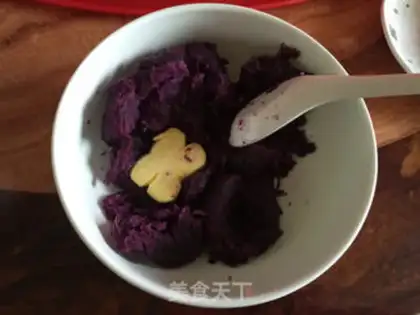 Make Cheese and potatoes step 0