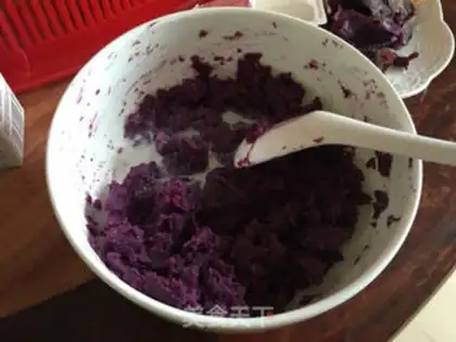 Make Cheese and potatoes step 1