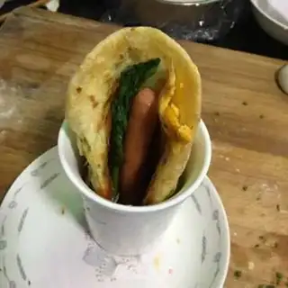 Make Hand grab cake step 10