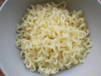 Make Improved version of the Korean noodles step 3