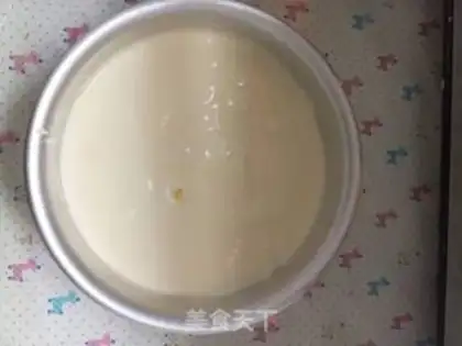 Make Six inches of Olio cream cake step 9