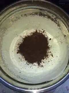 Make Six inches of Olio cream cake step 13