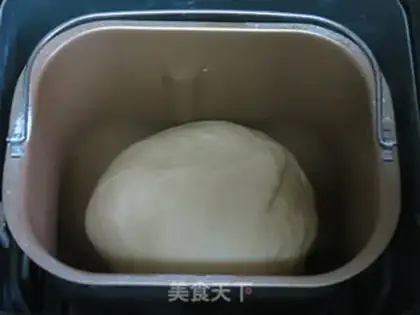 Make A charming drop of flowers and a hand to tear bread step 2