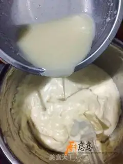 Make A bouquet of flower cake step 4