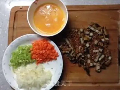 Make Japanese eel fried rice step 1