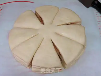 Make A charming drop of flowers and a hand to tear bread step 9