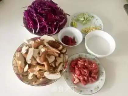 Make Blue thin mushrooms step 0