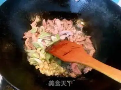 Make Blue thin mushrooms step 4