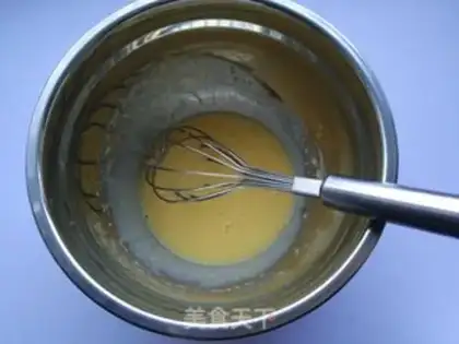 Make Coco Chifeng cream cake step 1