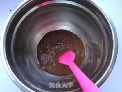 Make Coco Chifeng cream cake step 3