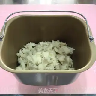 Make A fragrance cheese braid bag step 3