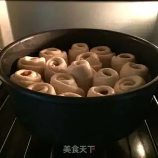 Make Rose bread step 11
