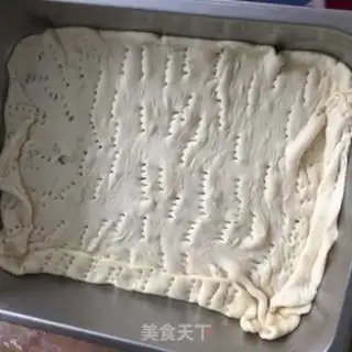 Make Italian pizza step 2
