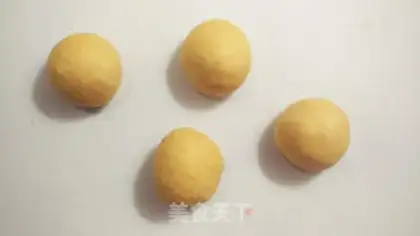 Make Carrot make-up potato bread step 3