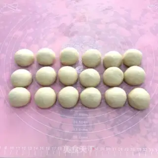 Make A fragrance cheese braid bag step 10