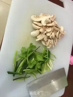 Make Mushroom conch soup step 0