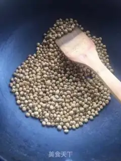 Make A handmade donkey rolls step 4