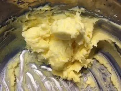Make Halloween cookies step 0