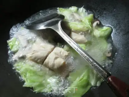 Make Noodles for mushroom cabbage step 2