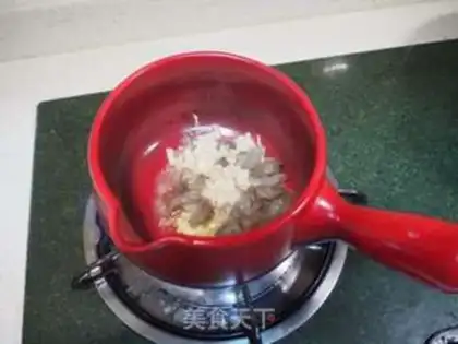 Make Sea cucumber spinach soup step 2