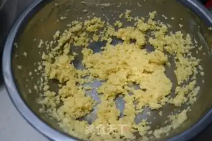 Make Black chocolate cake with rubies step 4