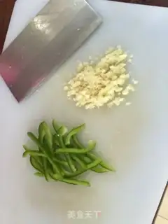 Make Black pepper beef butterflies step 2