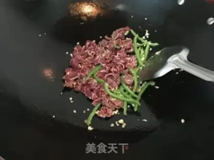Make Black pepper beef butterflies step 6