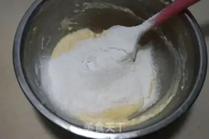 Make Black chocolate cake with rubies step 12
