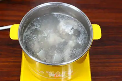 Make Chicken weed soup step 1