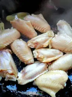 Make Honey, fried chicken wings step 3