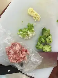 Make Noodles step 0
