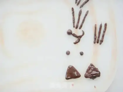 Make Cat, fruit, cream cake step 11