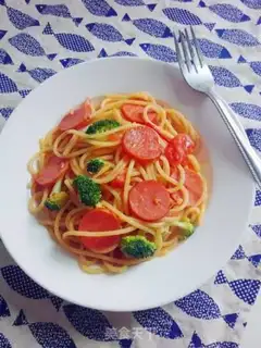 Make Tomato ham noodles step 9
