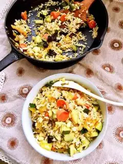 Make Snowcracker ham and egg fried rice step 11