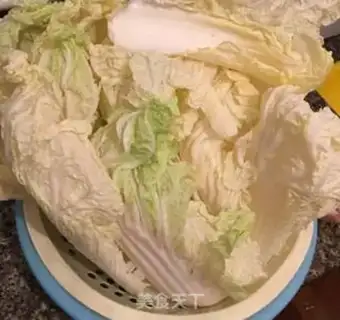Make Hot cabbage step 1