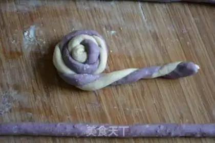 Make Chip rolls step 6