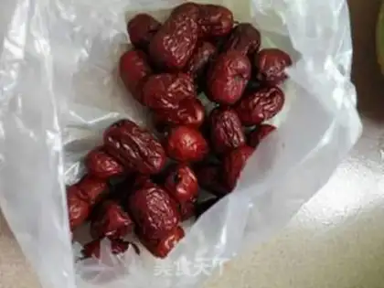 Make "Red dates, peanuts, beans." step 2