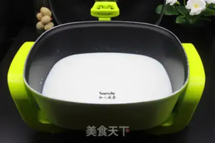Make Coconut fire pot step 3