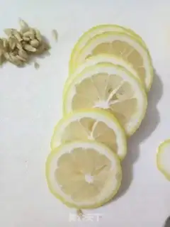 Make Honey lemonade step 1