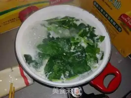 Make Bone-tied soup step 3