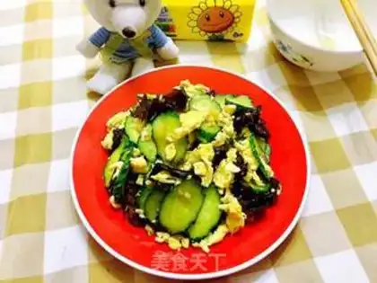 Make cucumber-mucked eggs step 9