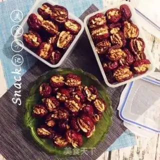 Make Trees and walnuts step 6