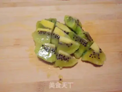 Make Yogurt and fruit ice step 0