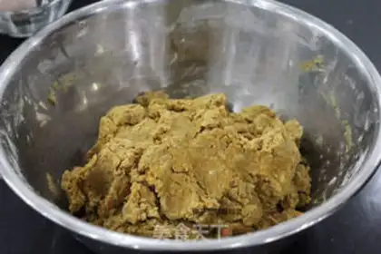 Make Gingerbread house step 2