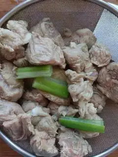 Make Curry potato oxen step 2
