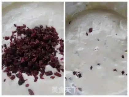 Make Cranberry sponge cake step 5