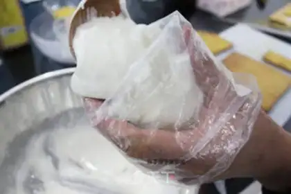 Make Gingerbread house step 5