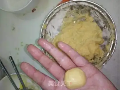 Make Sofa coconut ball step 5