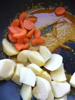 Make Curry potato oxen step 5