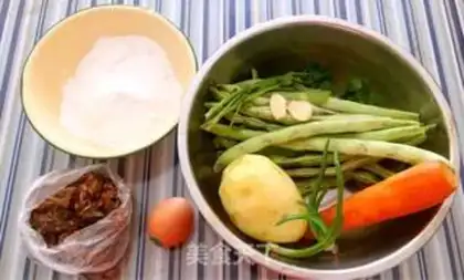 Make Old puss soup step 0